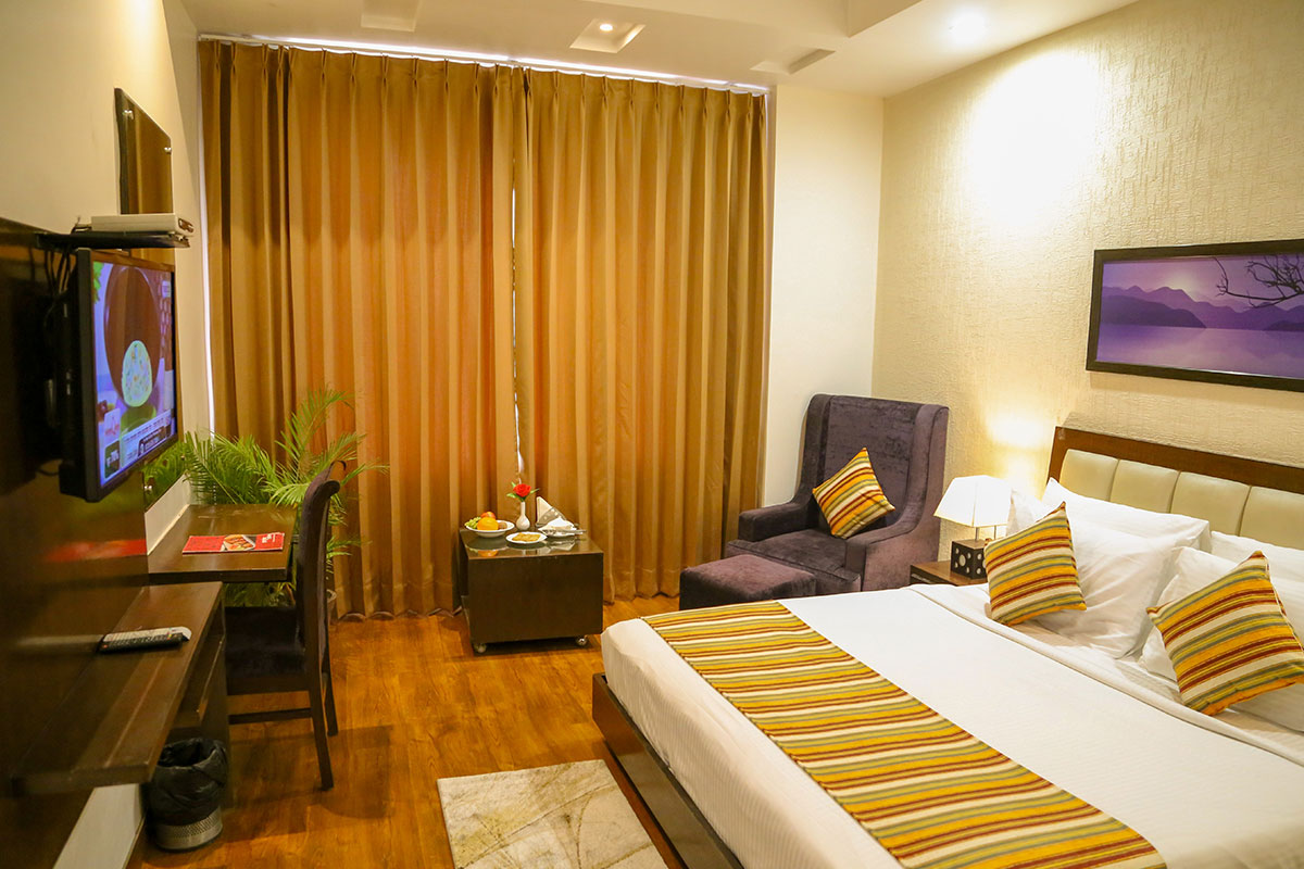 Luxury-Deluxe-Image-1